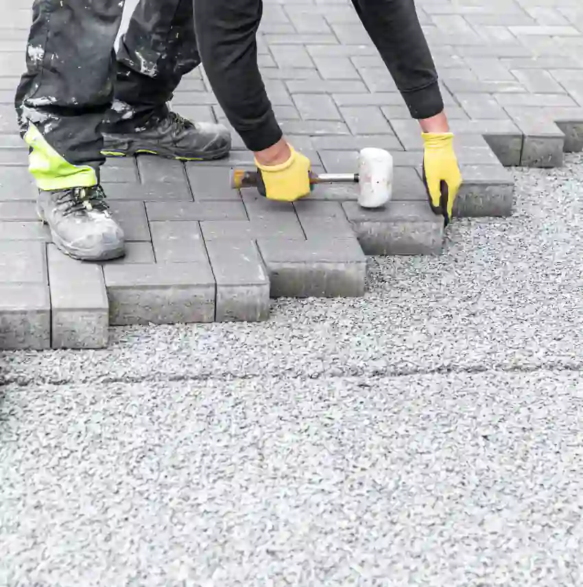 Paver Installerion